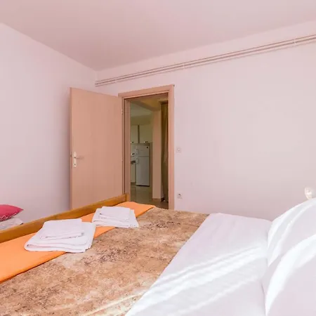 Savic Biograd Apartmán *