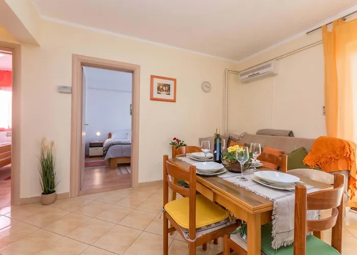 Savic Biograd Apartmán *